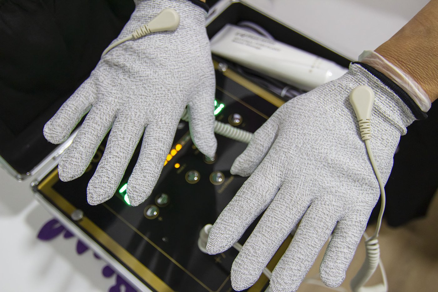 Pregled demonstracije Golden Gloves uređaja